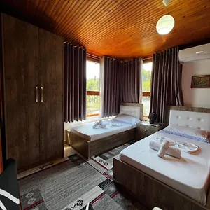 2* Casa de hóspedes Emiljano