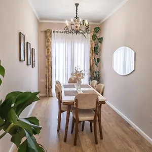  Apartment Joni & Joy Center