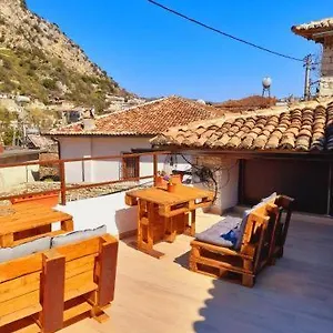 Hotel Edward Lear, Berat